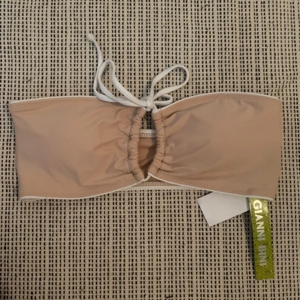 Bikini top